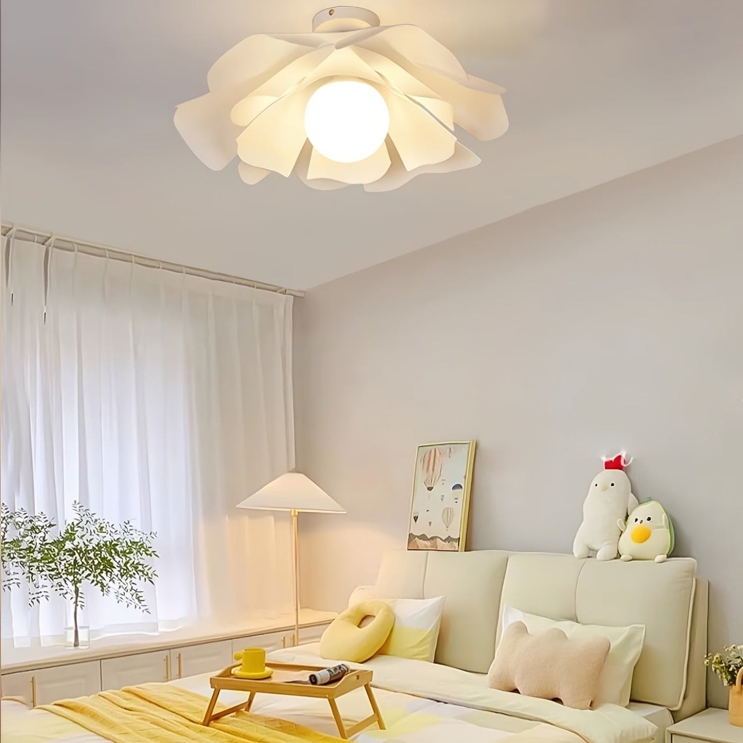 Petal Flower Ceiling Light Modern Floral