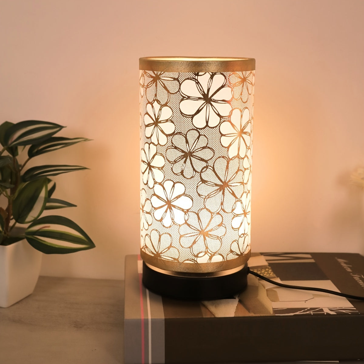 Floral USB Table Lamp Warm Ambient