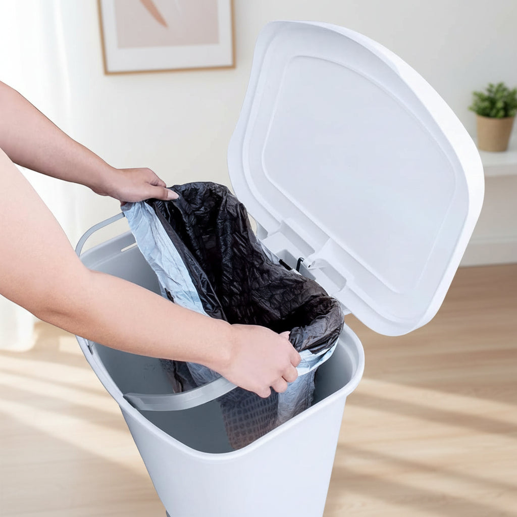 13 Gallon White Kitchen Trash Can Step