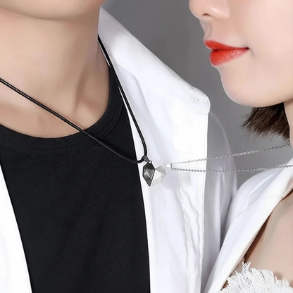 Necklace Couple Magnetic Heart