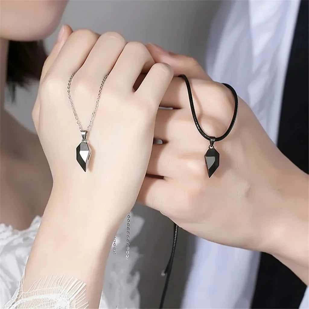Necklace Couple Magnetic Heart