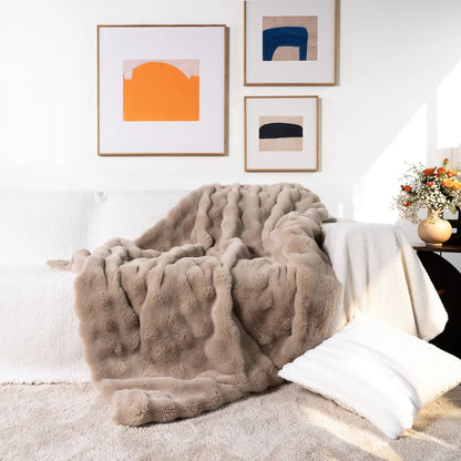 Throw Blanket Faux Fur Plush Soft Cozy