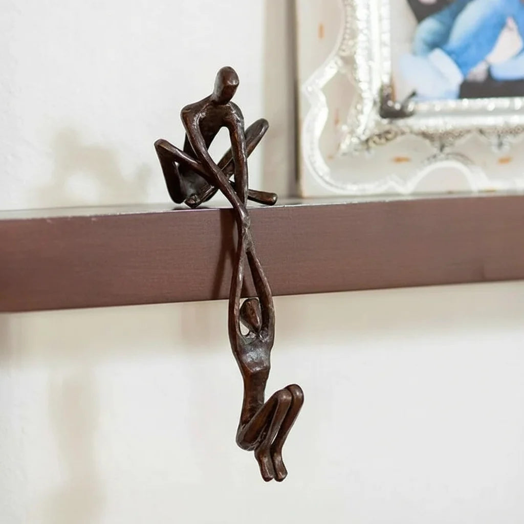 Wall Art Romantic Resin Couple Sculpture
