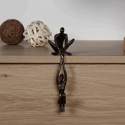 Wall Art Romantic Resin Couple Sculpture
