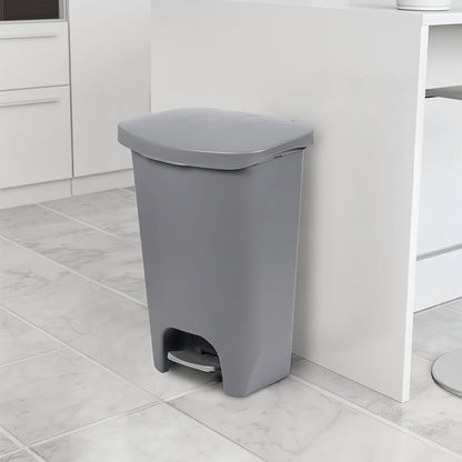 13 Gallon White Kitchen Trash Can Step