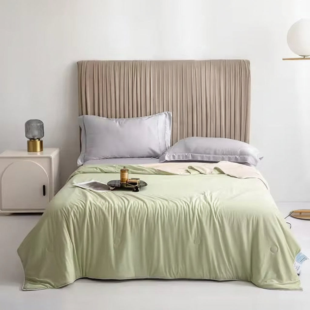 Cooling Blanket Soft Summer Moisture Wicking