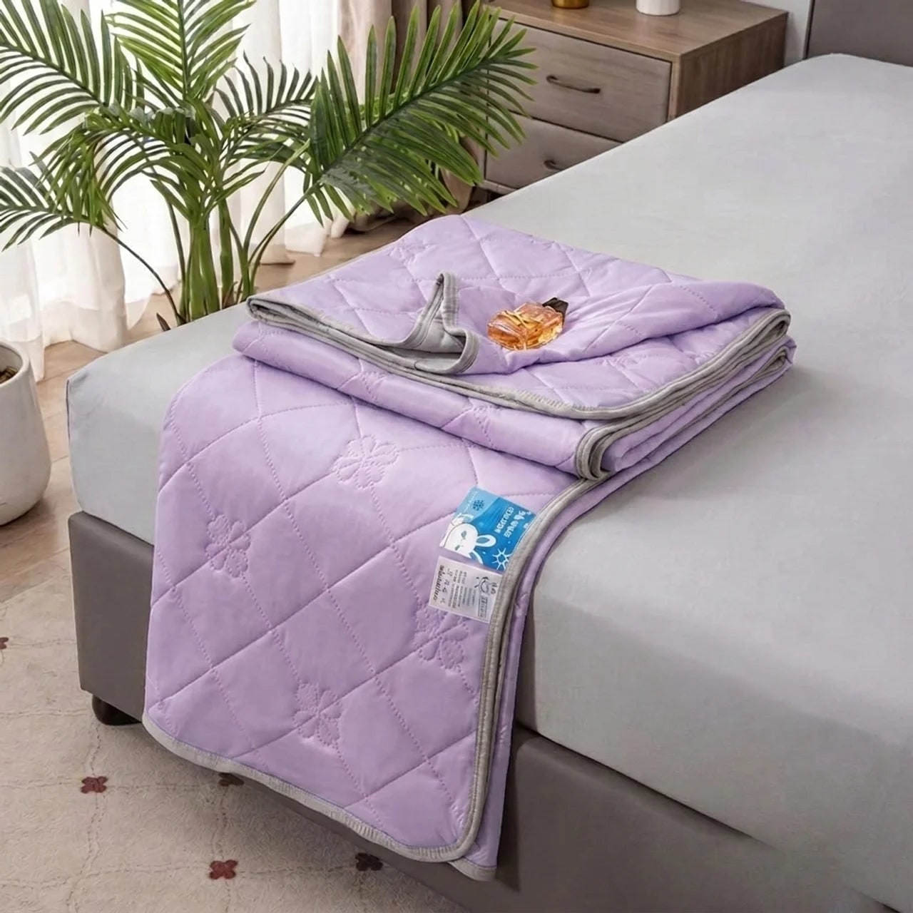 Cooling Blanket Summer Blanket Lightweight