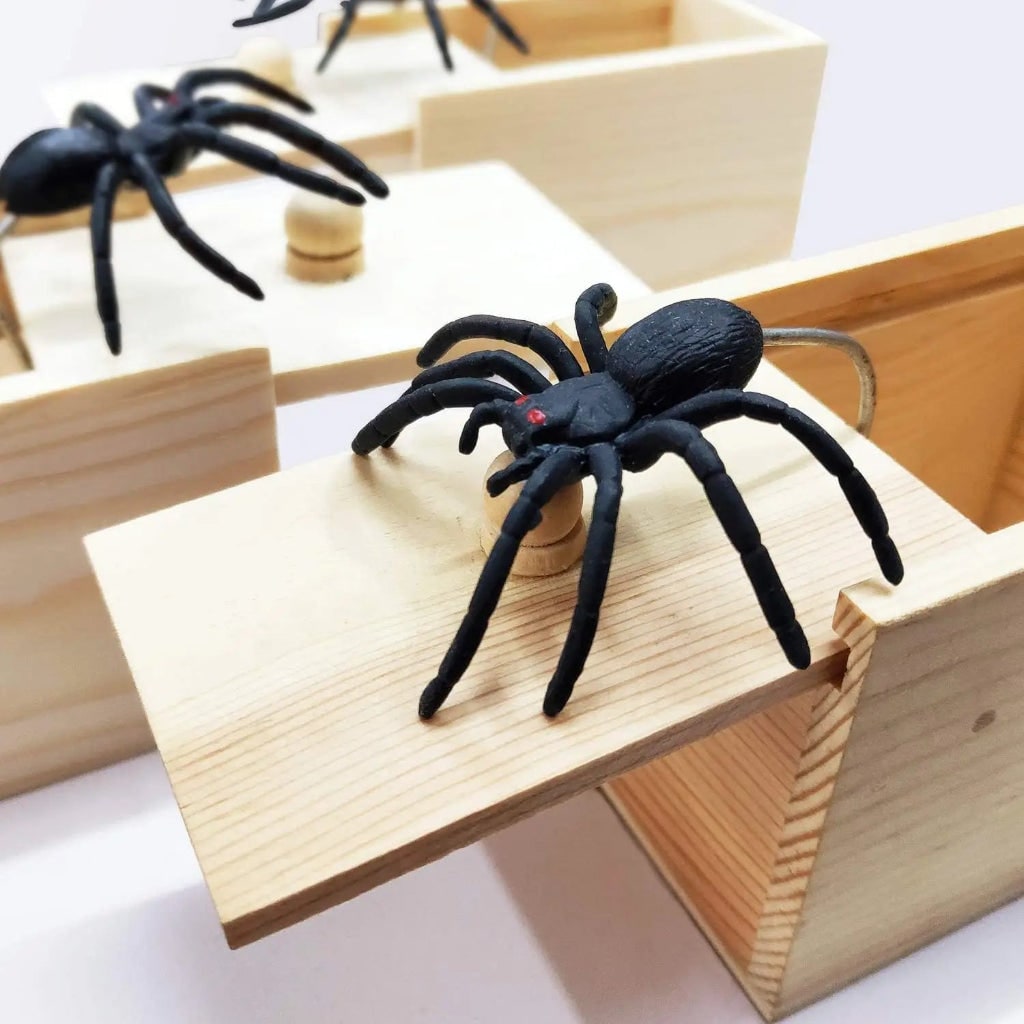 Halloween Toys Prank Spider Box Fun Trick