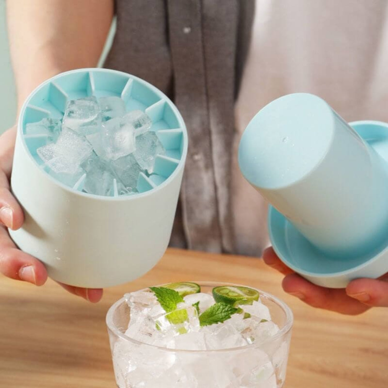 Portable Ice Maker Tray Compact Stackable